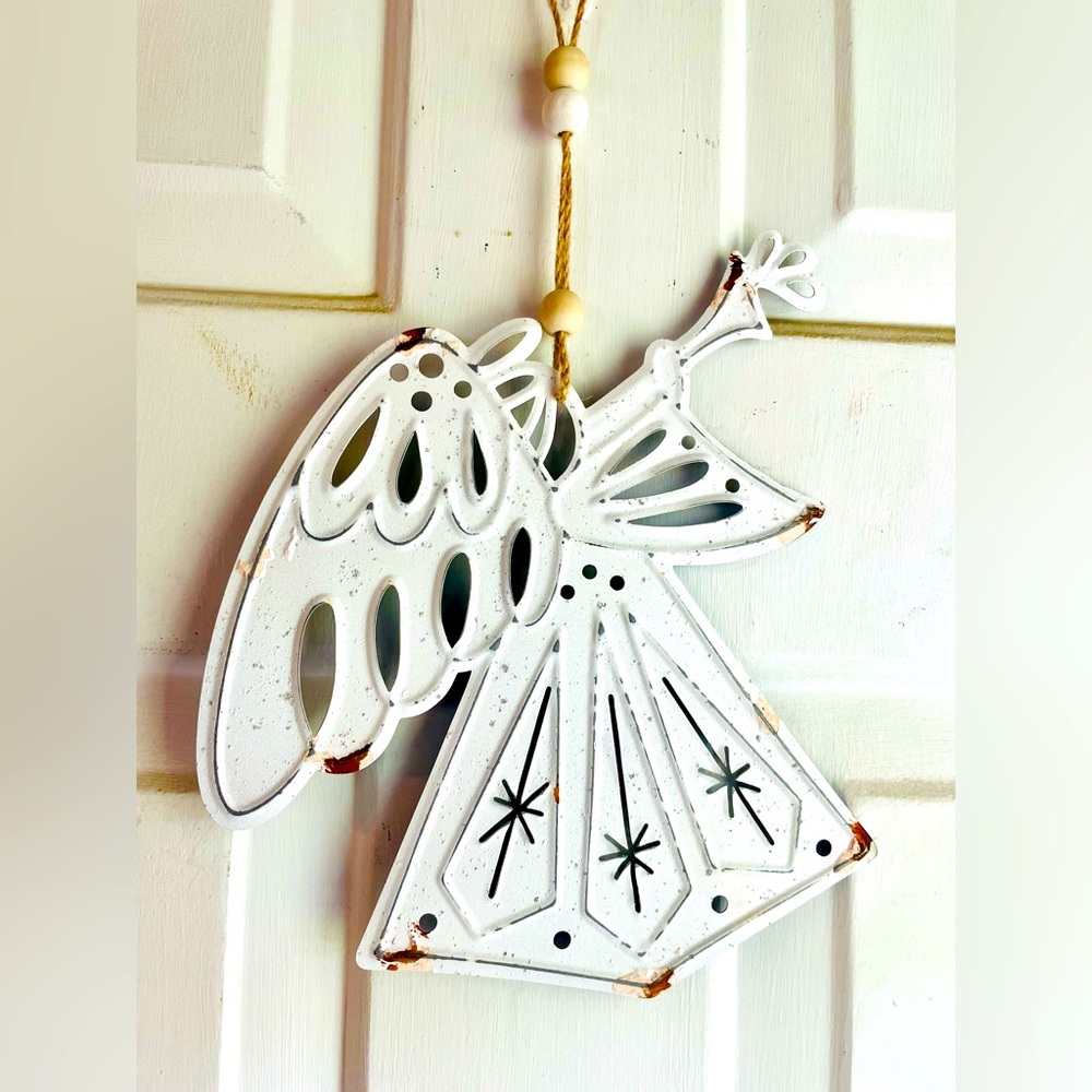 *Shabby Chic Metal Angel Ornament